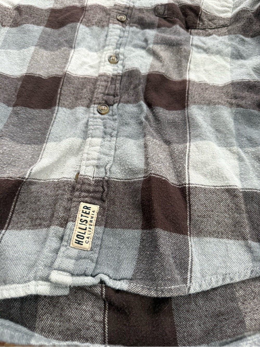 Hollister Brown and Gray Plaid Button-Down Shirt - Picture 4 of 8